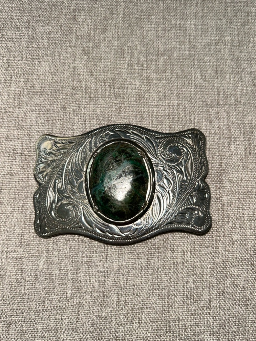 Engraved Silver Belt Buckle with Dark Green Stone southwestern cowboy - Picture 3 of 3